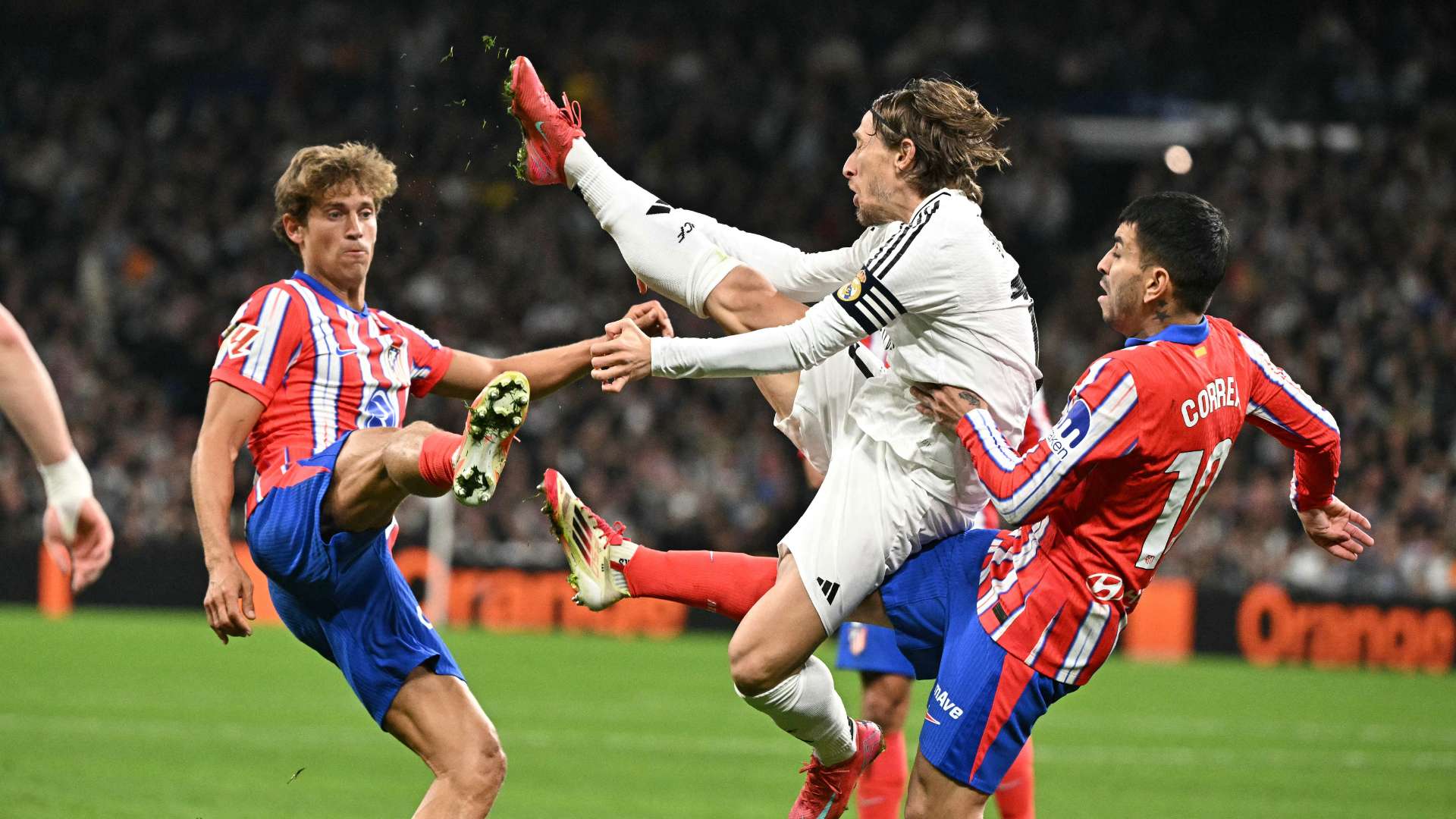 數據背後的 數據背後的